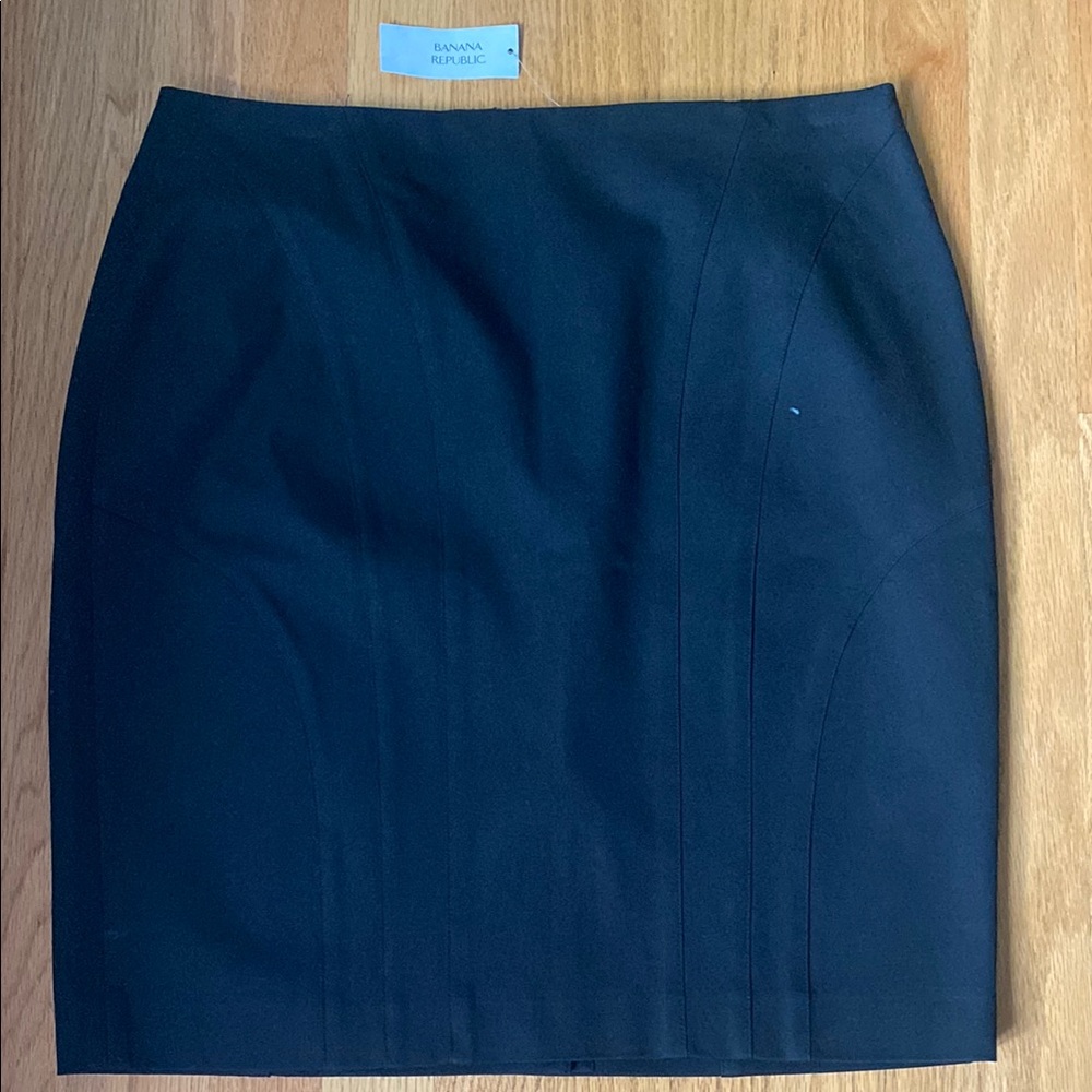 Banana Republic Black Pencil Skirt Above Knee-Length